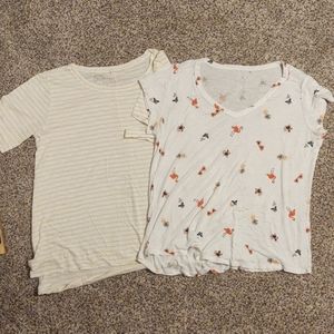 2 Maurices short sleeve tops